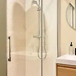 Апартаменты Le Jj - A 5min De La Gare, 10 Min De Thermale Et 15 Min De La Place Stanislas, Le A Pied !